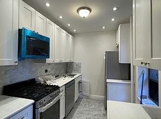 240 E 33rd St #4C, New York, NY 10016