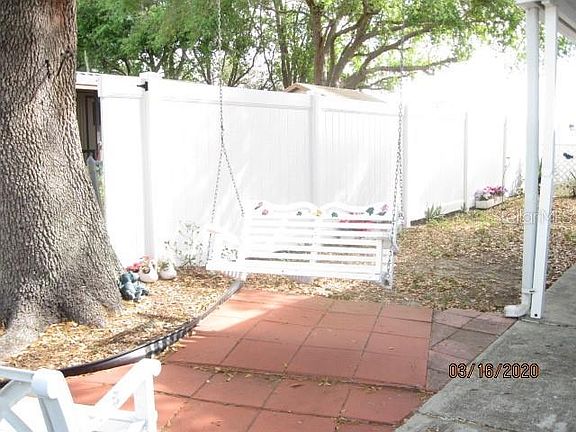 3rd image of 1805 Pauline Dr NW