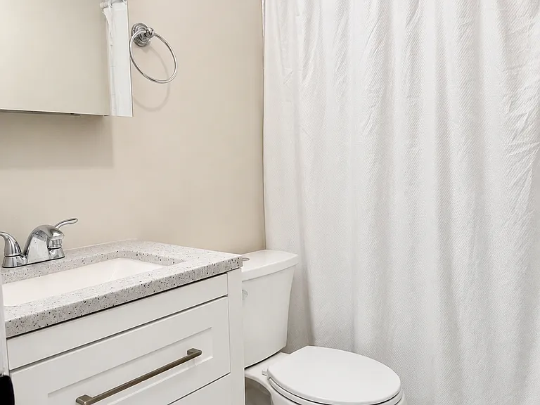 21 Greenwood St #3 — Photo 13