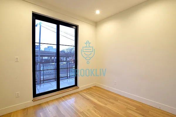 Rented by null | media 20