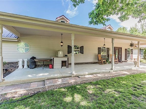 3rd image of 16195 Willow Cir #2165