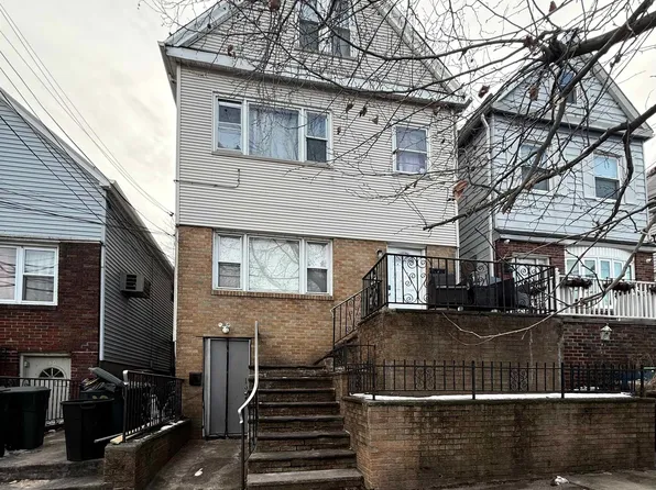 28 East 47th Street image 1 of 6