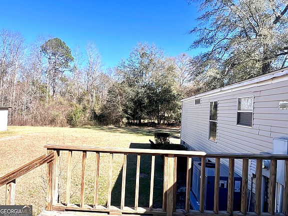 5th image of 141 Shady Oaks Rd