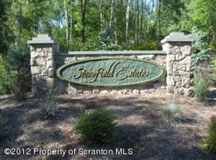 101 Stonefield Dr, Jefferson Township, PA 18436