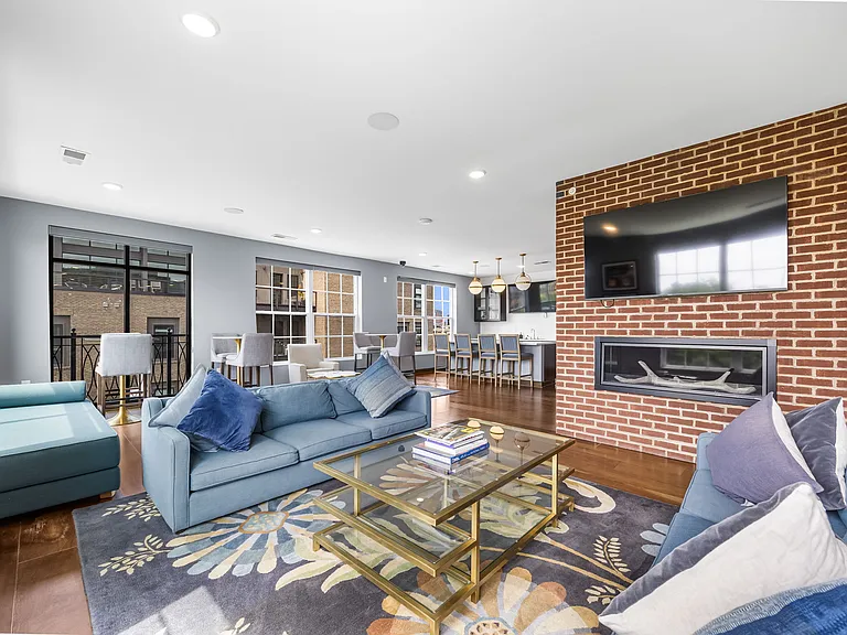 Residences at Topiary Park — Photo 44