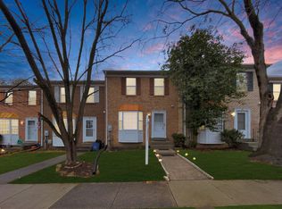 41 Gas Light Ct, Gaithersburg, MD 20879