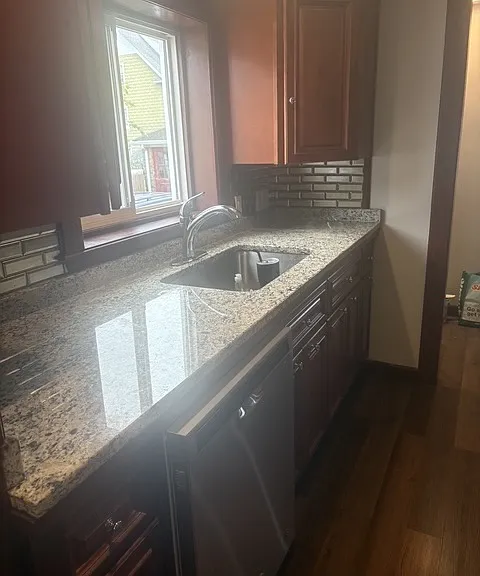 14 Cottage St #13B — Photo 6