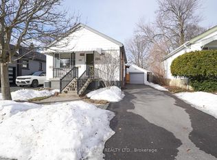 106 Phillip Ave, Toronto, ON M1N3R4