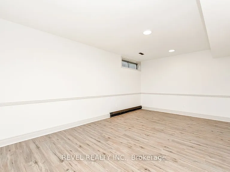 5 Sandhurst Ct — Photo 16