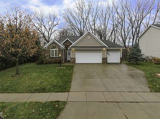 2328 N Ridge Dr, Coralville, IA 52241