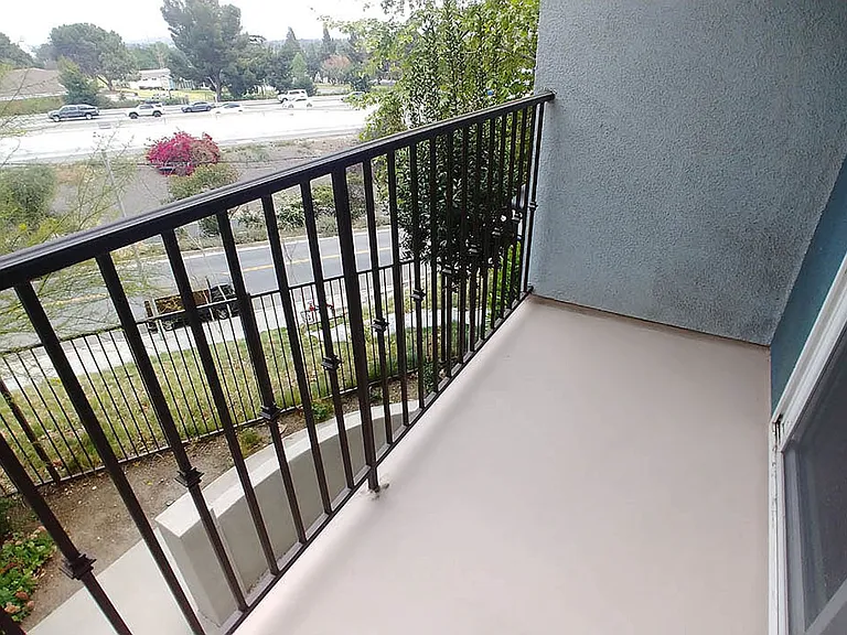 Almeria Townhomes — Photo 76