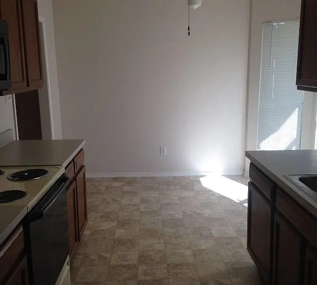 6909 Indiana Ave — Photo 13