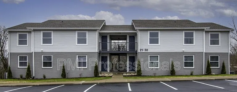 105 Kingsridge Dr — Photo 1