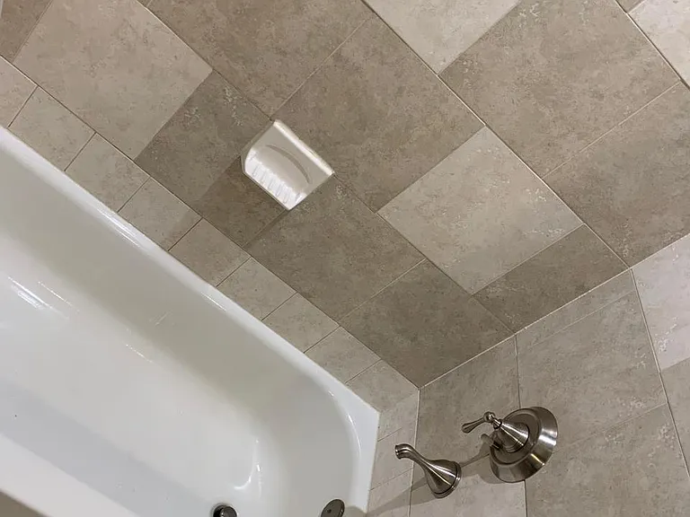 1904 Lindale Dr — Photo 26
