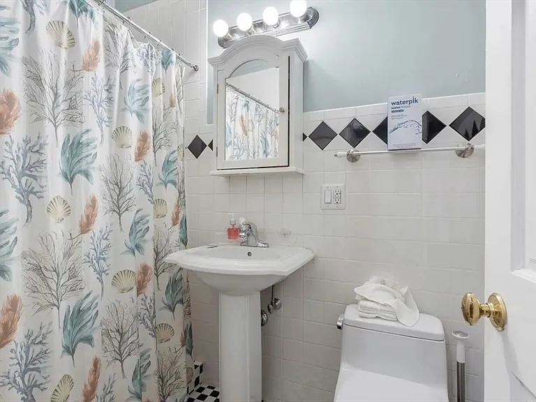 53 Hancock St #7 — Photo 5