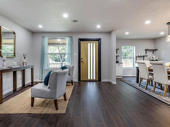 4th image of 515 Aransas Ave