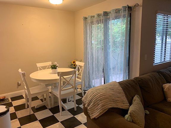 5th image of 273 Park Place Dr