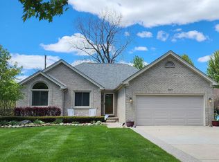46809 Burt Ct, Chesterfield, MI 48047