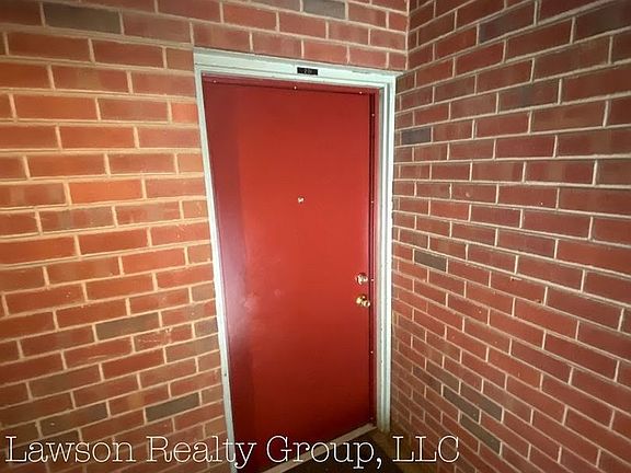 2nd image of 2200 Stephenson Ave SW #Swm-201