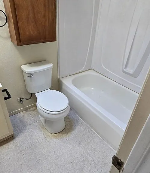 525 Arleen St — Photo 9