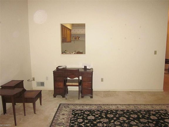 4th image of 847 Knightsbridge Dr