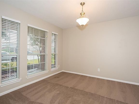 4th image of 2622 Elder Park Ct
