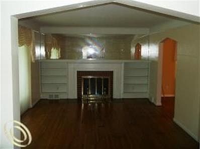 2nd image of 18836 Chandler Park Dr