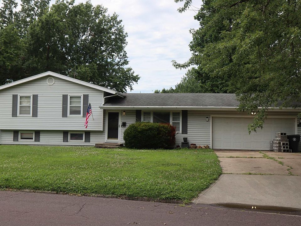1st image of 2700 Skyline Dr