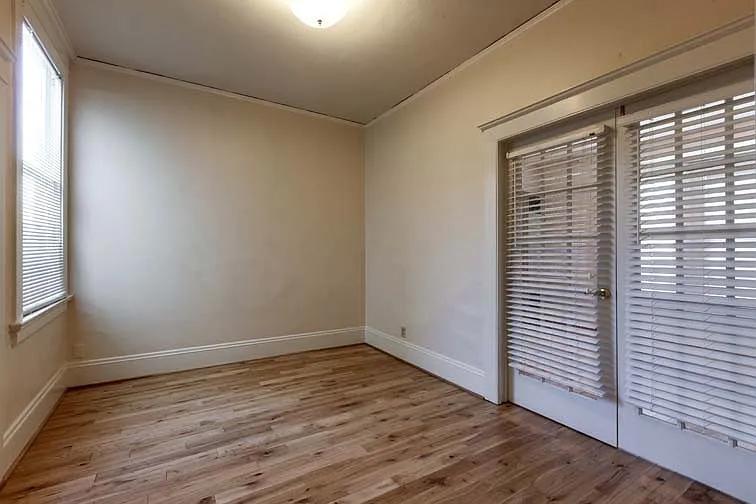 819 NW 23rd Ave — Photo 122