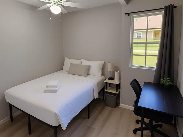 (undisclosed Address), Houston, TX 77016