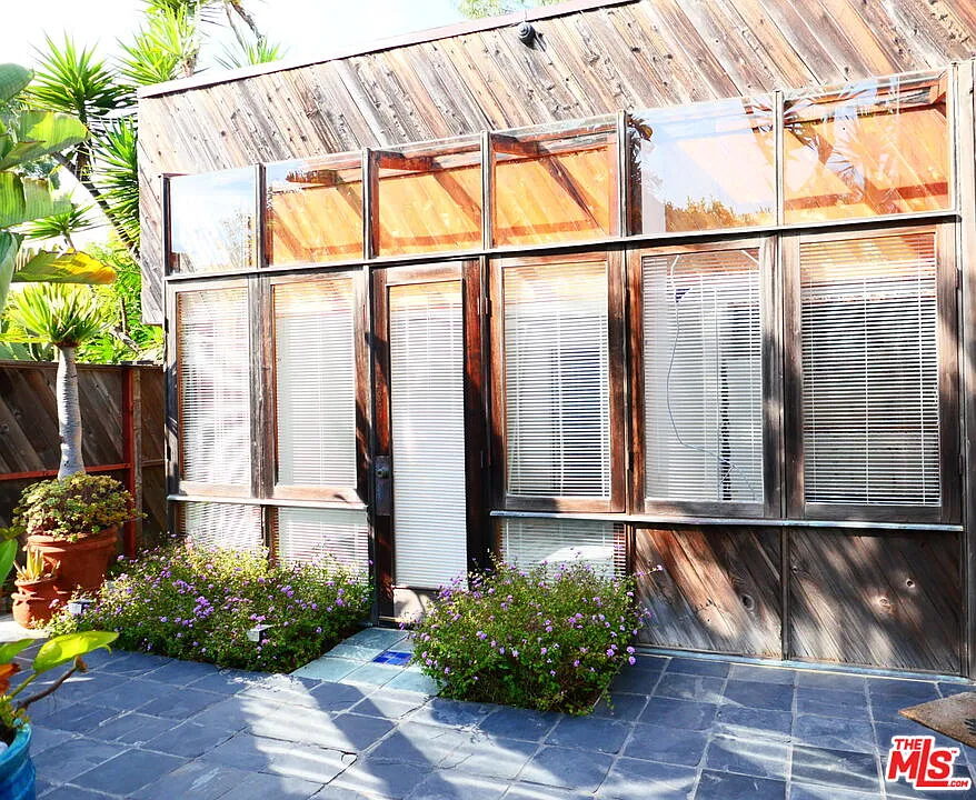 1 bed, 1.0 bath, $3,700 — Photo 1