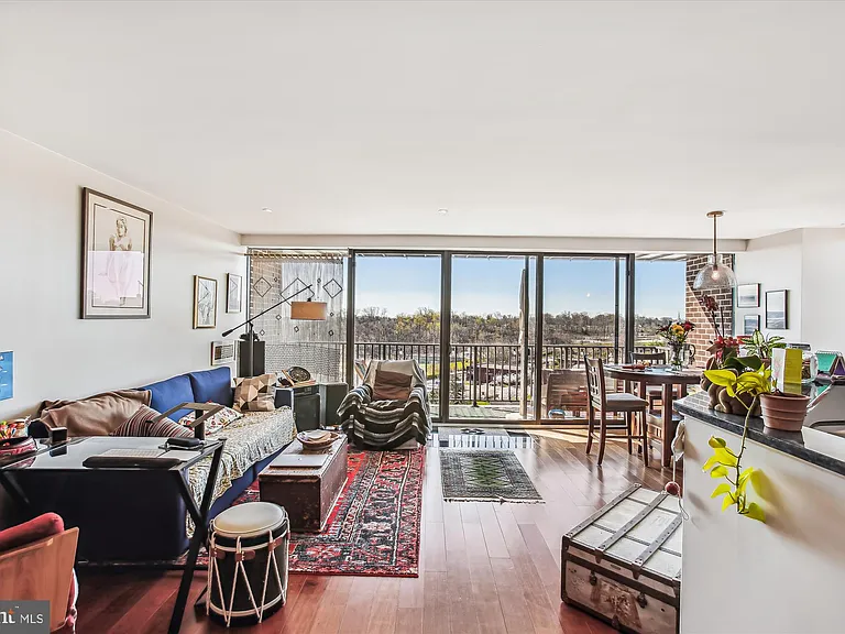 1510 12th St N #Penthouse 5 — Photo 1