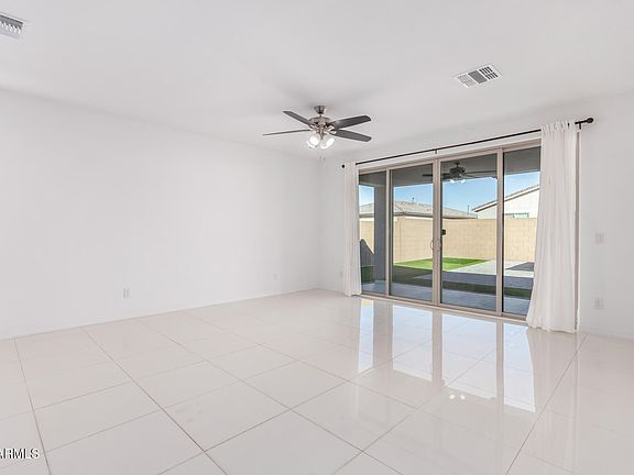 3rd image of 308 E HAWAII Drive