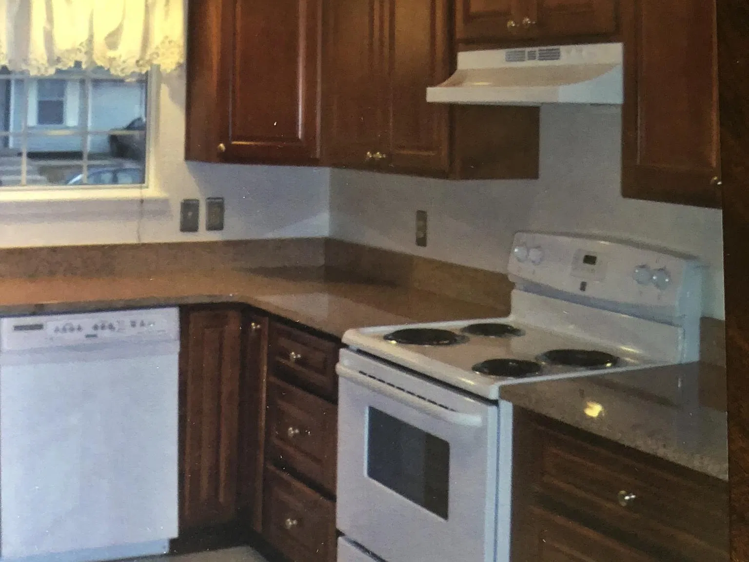 5025 S Ventura St — Photo 1
