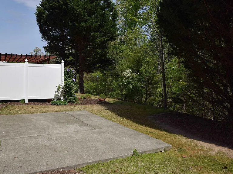 8224 Stone Cellar Dr — Photo 33