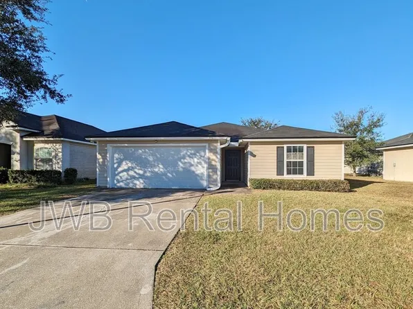 5512 Village Pond Cir, Jacksonville, FL 32222