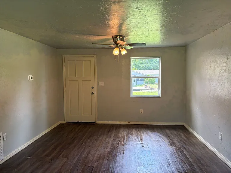 1608 Breckenridge Dr — Photo 7