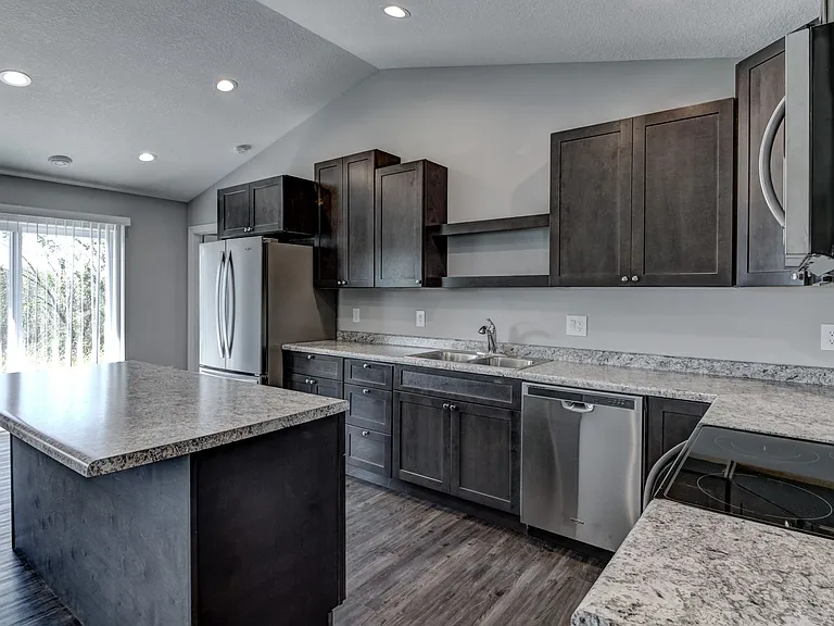 1662A Charleston Dr — Photo 3