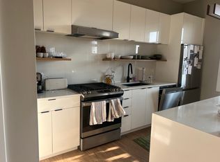 3724 N Lake Shore Dr, Chicago, IL 60613