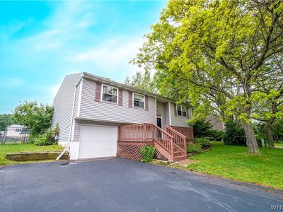 7030 Brandywine Dr, Derby, NY, 14047