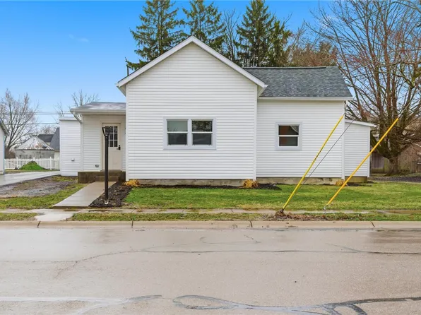 42 W Xenia St, Jamestown, OH 45335