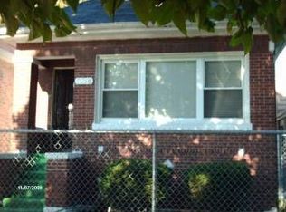 9236 S Harper Ave, Chicago, IL 60619