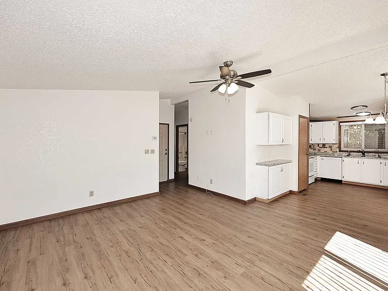 6249 S Pinehurst Dr — Photo 11