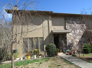 660 Fox Meadow Rd APT 5, Elizabethton, TN 37643