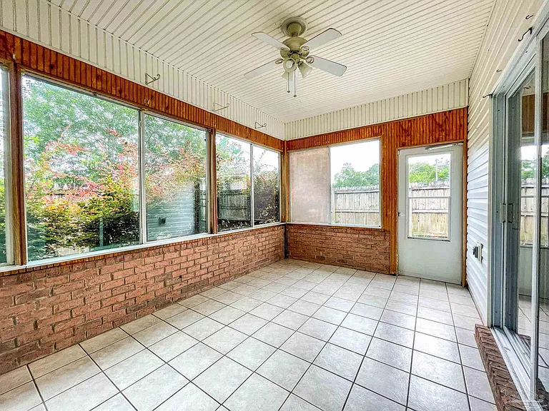 724 Ladner Dr — Photo 59