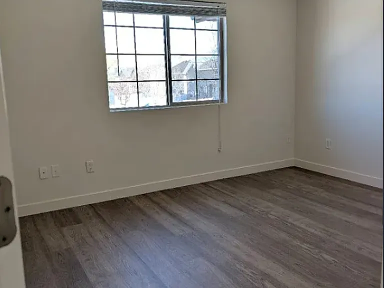 2124 W 2180 N — Photo 10