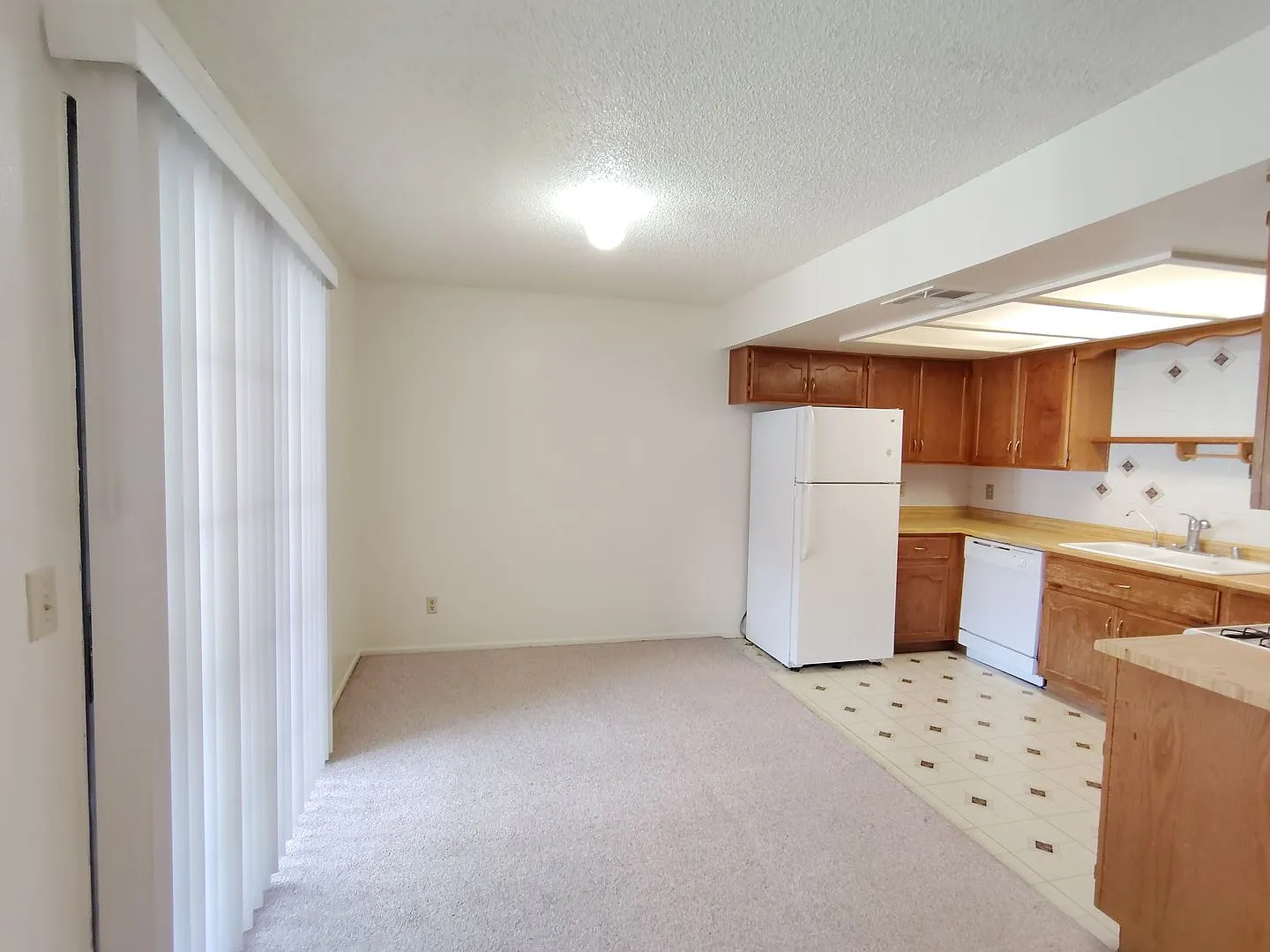 6663 W Tropicana Ave #202 — Photo 4