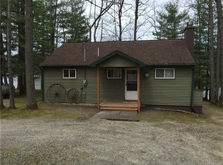 5045 Ruby Dr, Gladwin, MI 48624