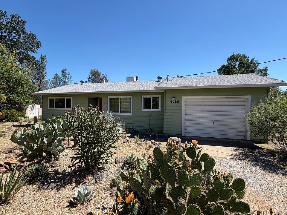 1st image of 16285 Plantation Ln