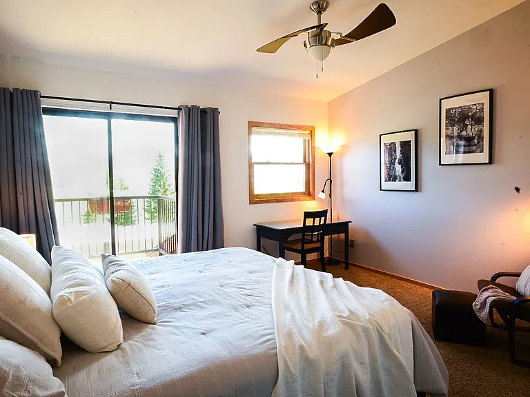 410 Bayview Dr #C — Photo 3